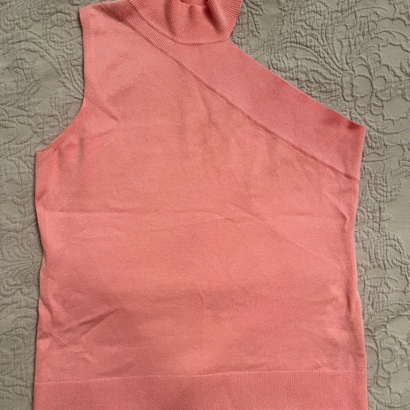 525 America One Shoulder Turtleneck in Flamingo Pink. Size Medium. - Picture 3 of 4